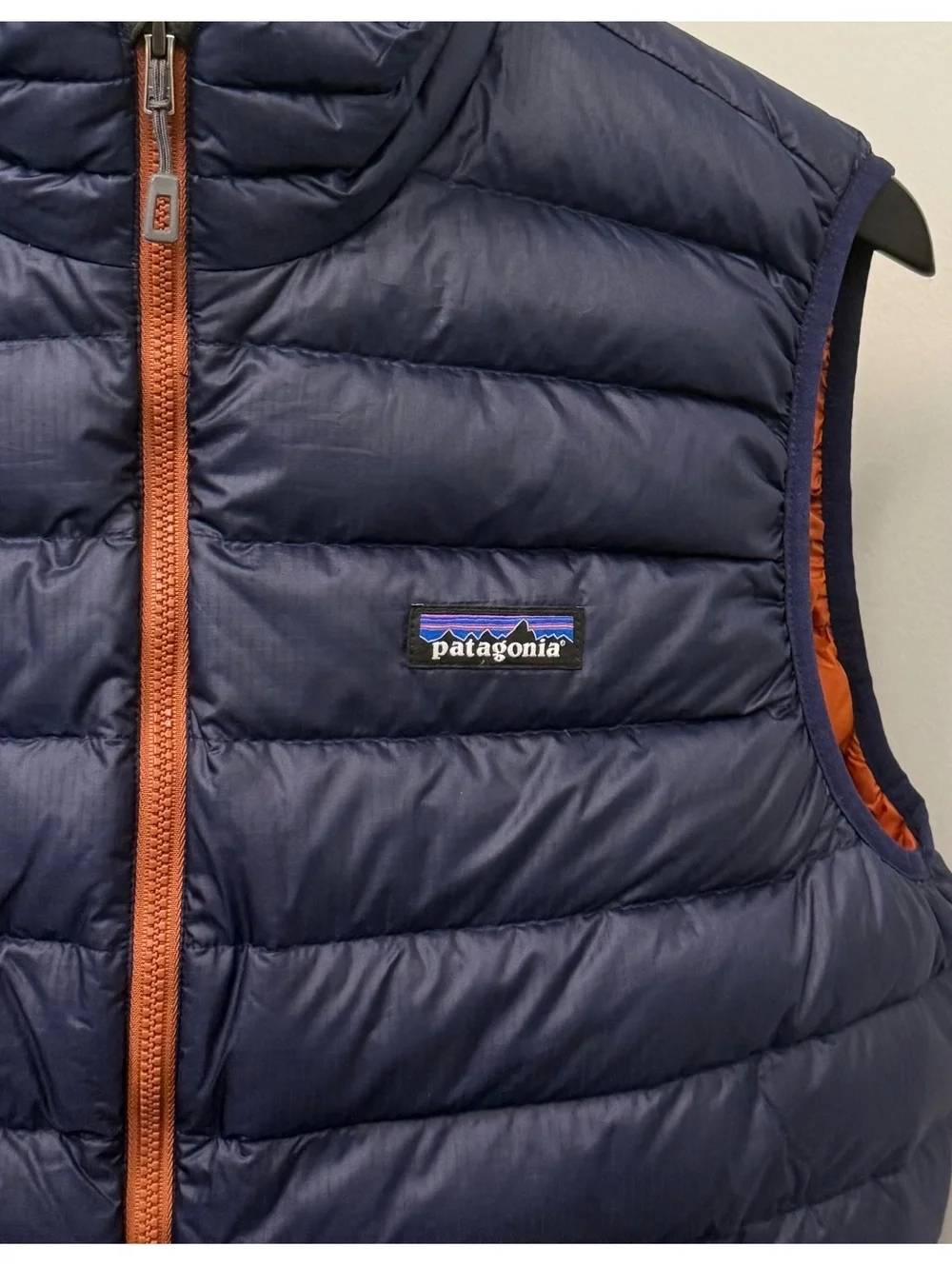 Patagonia Men’s Medium Full Zip Down Sweater Vest Puffer Goose Jacket Navy Blue!